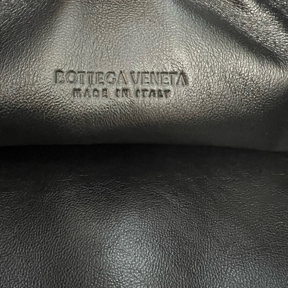 Bottega Veneta Maxi Intrecciato Triple Zip Messenger Bag - Picture 13 of 14